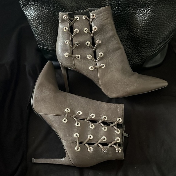 Nine West Shoes - Nine West Grey Leather Side Lace Ankle Heel Booties Women SZ 8.5